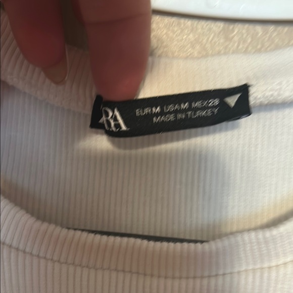 White Ribbed Crop Top - Picture 2 of 2